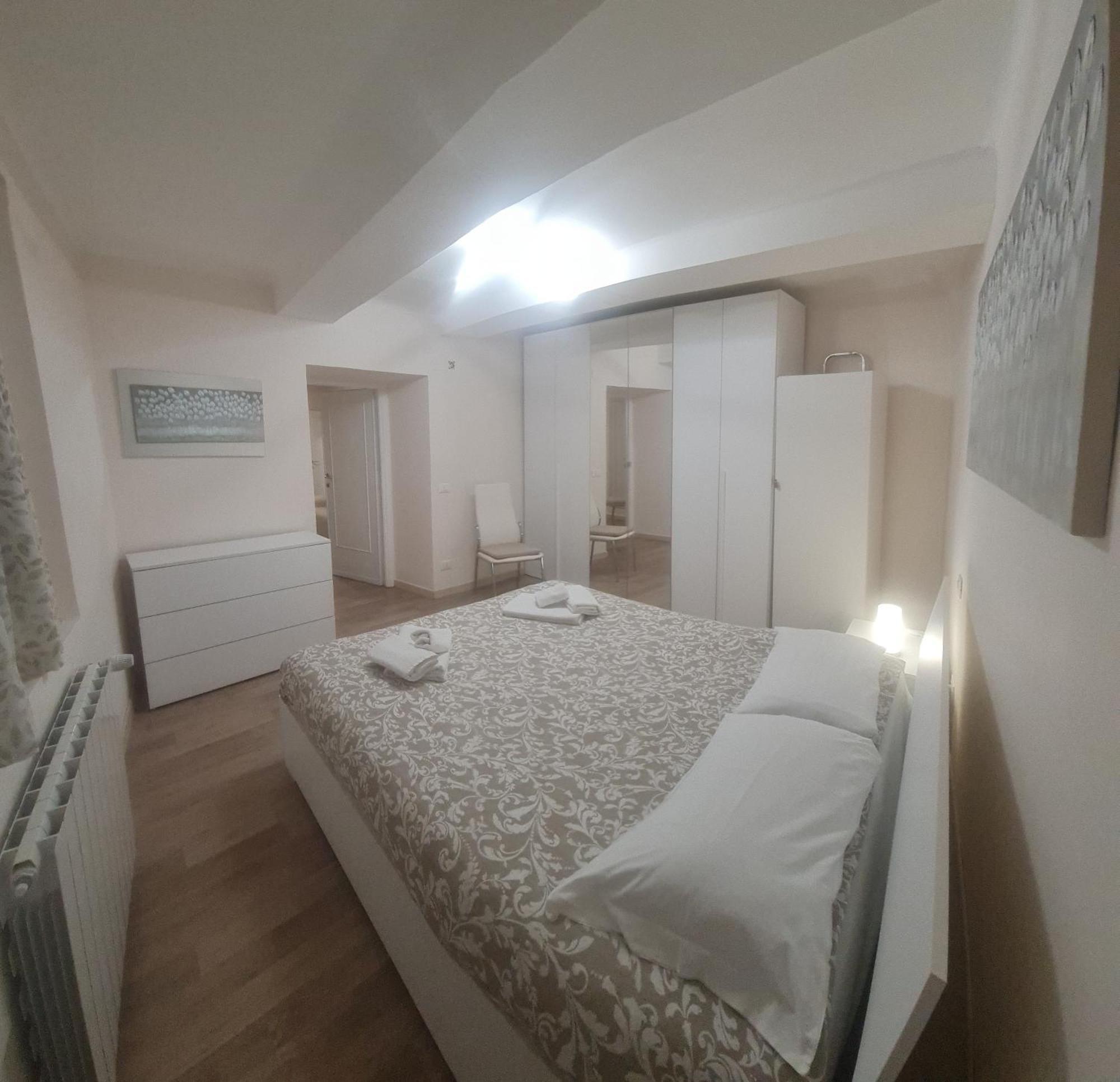 Trilocale Nel Centro Di Sampierdarena Apartment Genova Exterior foto